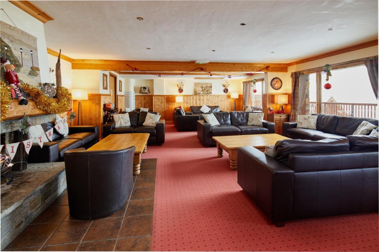 Hotel La Foret Пезе-Нанкруа Экстерьер фото